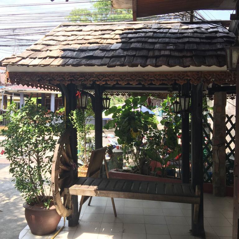 Baan Thai Homestay by bGb Villas Pantai Kata Luaran gambar