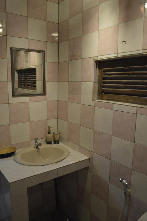 Baan Thai Homestay by bGb Villas Pantai Kata Luaran gambar