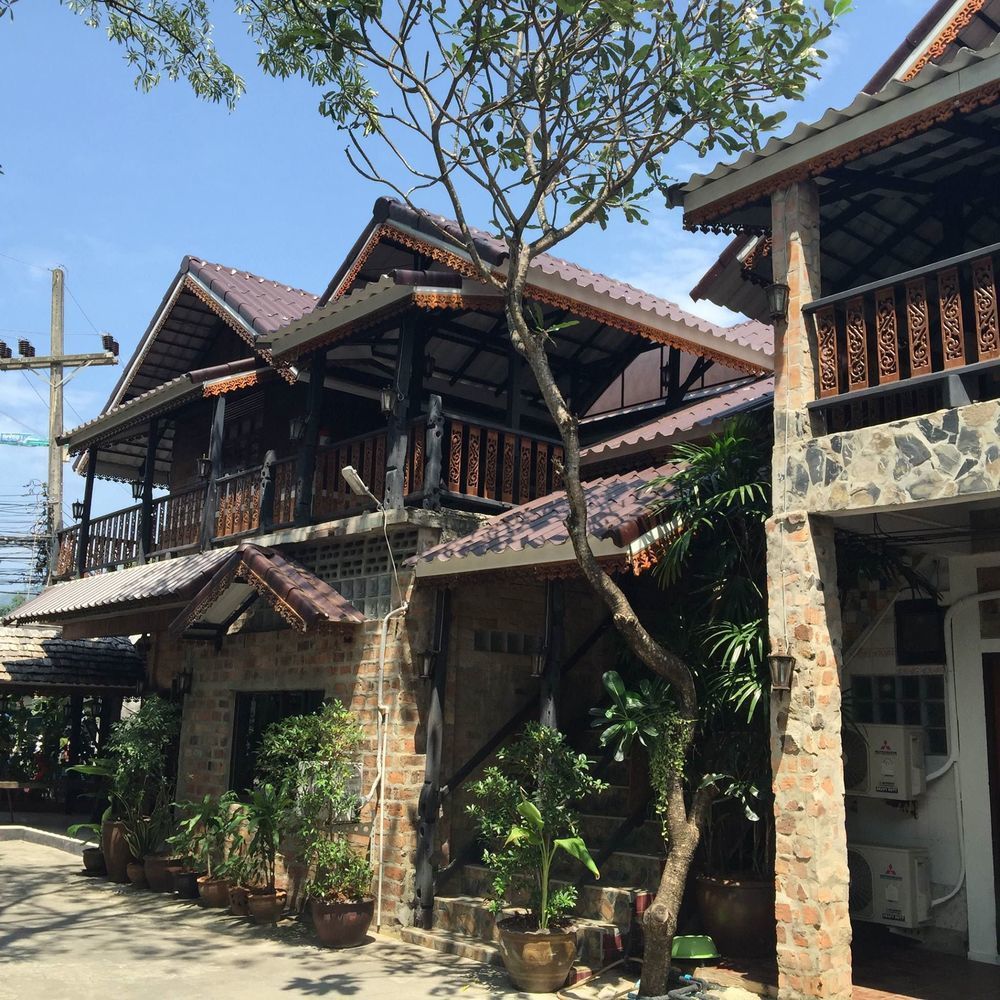 Baan Thai Homestay by bGb Villas Pantai Kata Luaran gambar